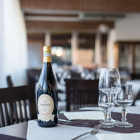 Queen Daisy 3* Castellammare di Stabia