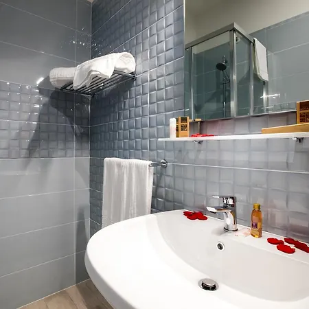 Queen Daisy 3* Castellammare di Stabia