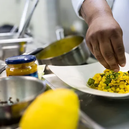 Queen Daisy 3* Castellammare di Stabia